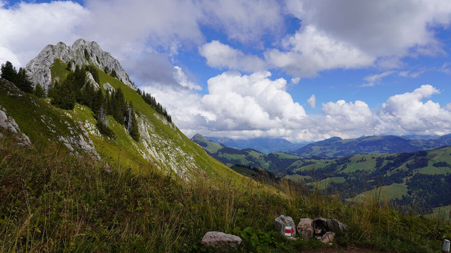 Les montagnes Gastlosen près de l'hôtel de montagne "zur Sau" à Abländschen